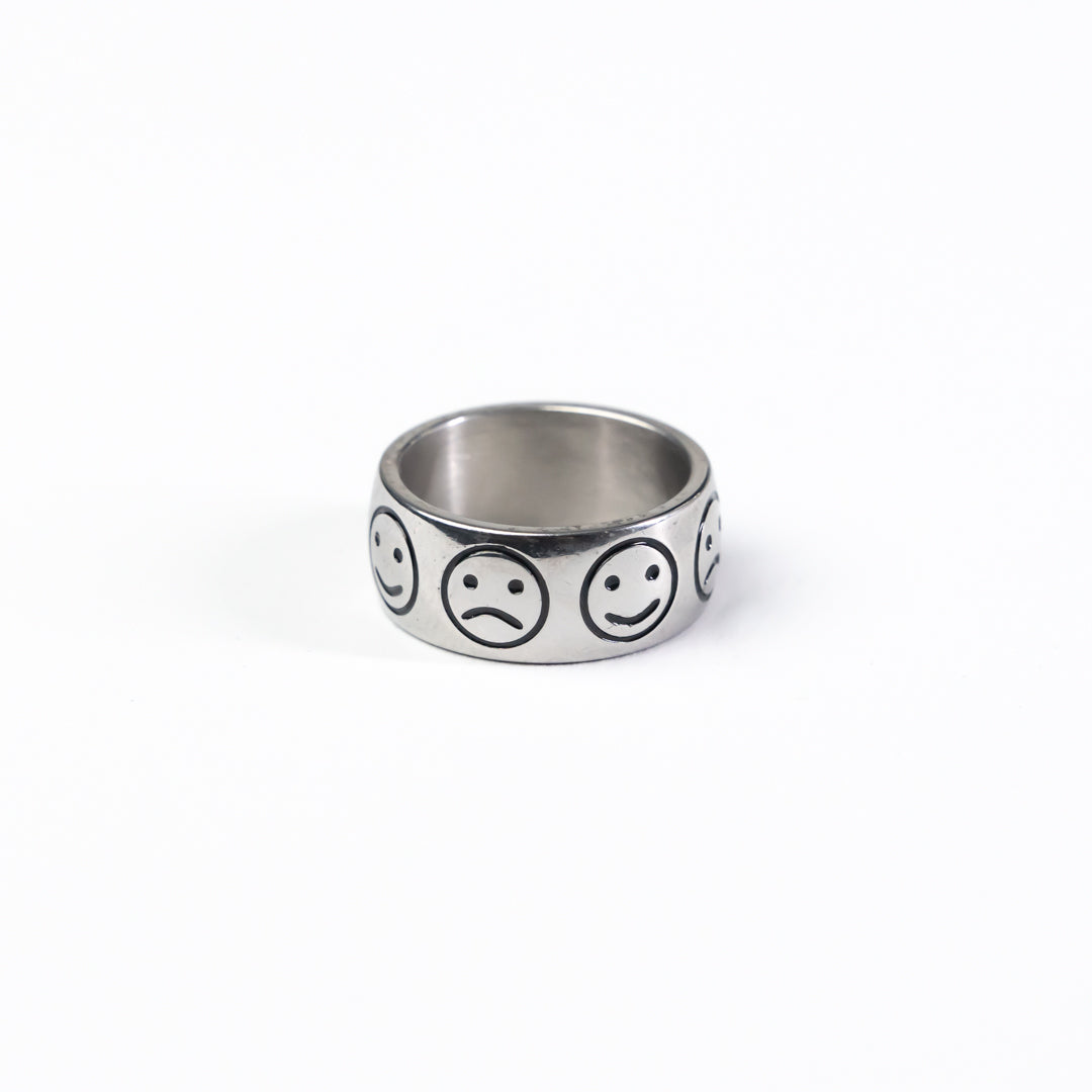 Smiley Ring