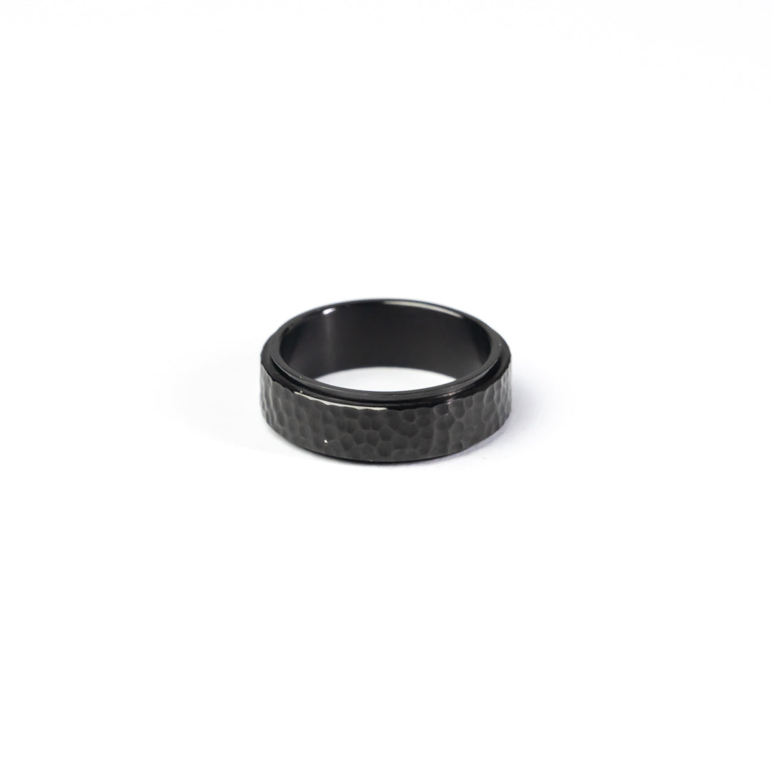 Hammered Spinning Ring