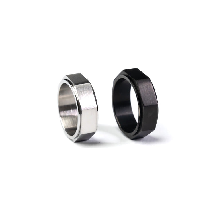 Black and Silver Spinning Rings