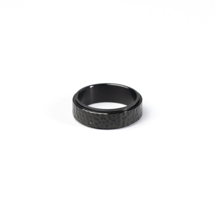 Hammered Spinning Ring